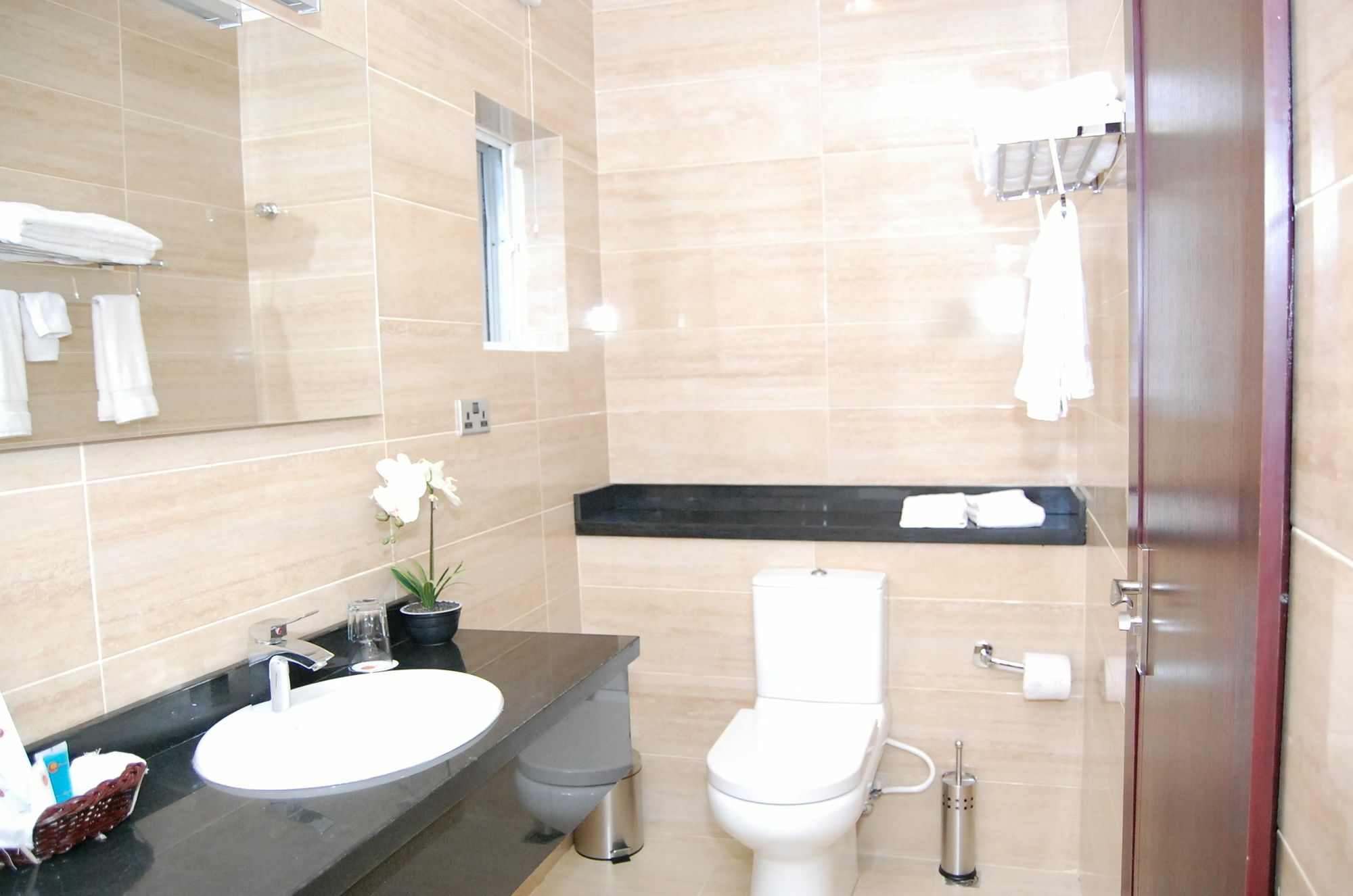 The Montrose Hotel Lekki Zewnętrze zdjęcie